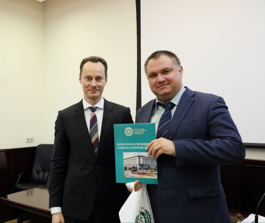 Фабрика знаний