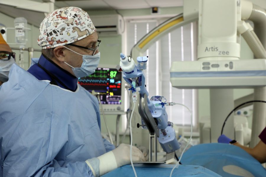 Врачи университетской клиники ВолгГМУ первыми в регионе внедрили новую хирургическую методику лечения легочной гипертензии