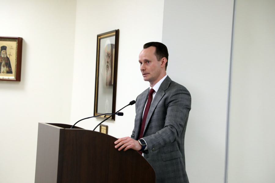 Владимир Шкарин принял участие в обсуждении перспектив развития регионального здравоохранения