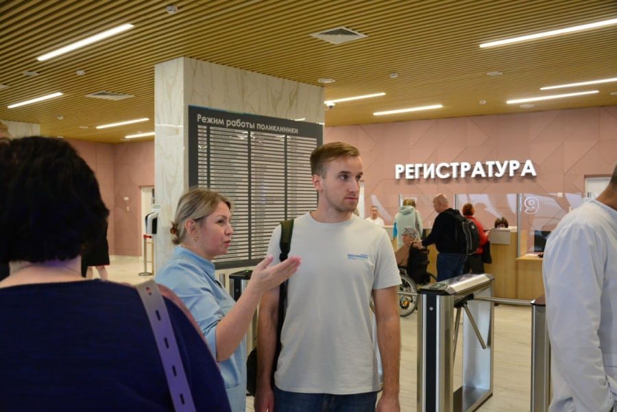 Погружение в профессию: студенты ВолгГМУ побывали в ведущих медорганизациях региона