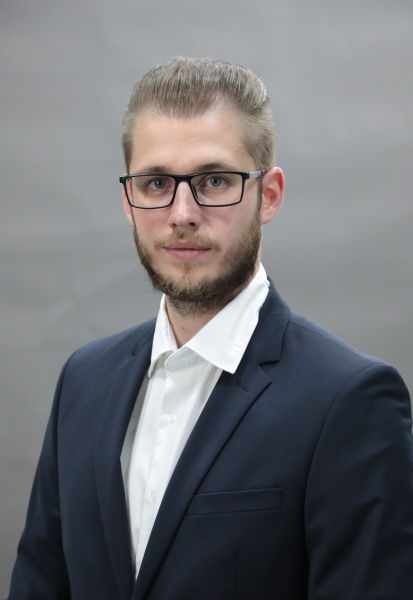 Смольянинов Александр Александрович