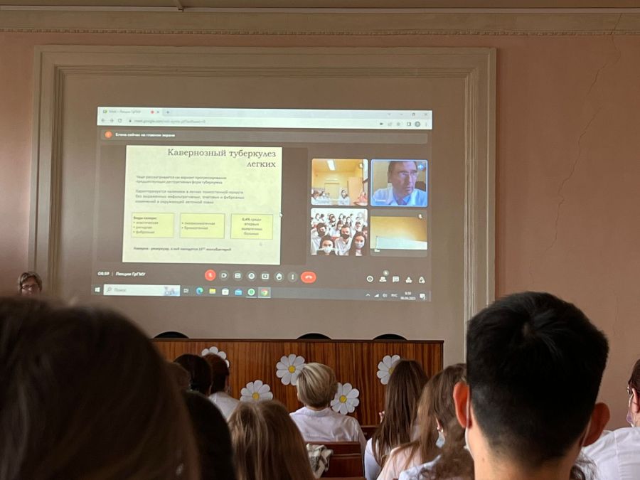 Лекция профессора ГрГМУ: студенты ВолгГМУ участвуют в международном обмене 
