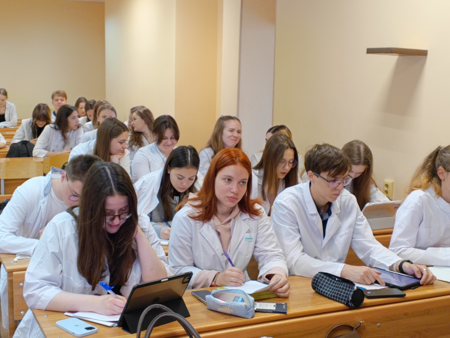 Преподаватель из Беларуси рассказала студентам ВолгГМУ о лечении воспалительных заболеваний 