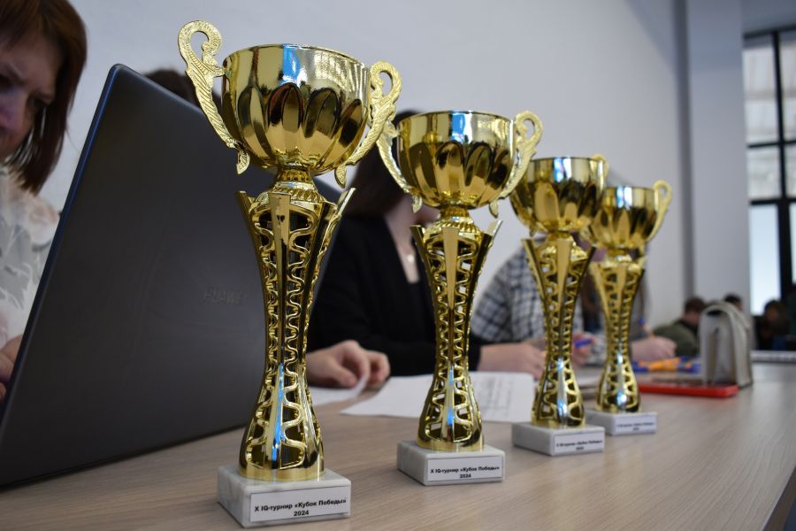 Студенты ВолгГМУ стали победителями X IQ-турнира «КУБОК ПОБЕДЫ»
