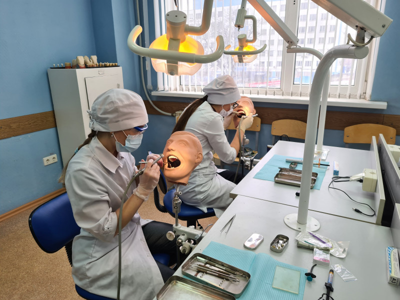 На кафедре терапевтической стоматологии ВолгГМУ прошла XI студенческая олимпиада