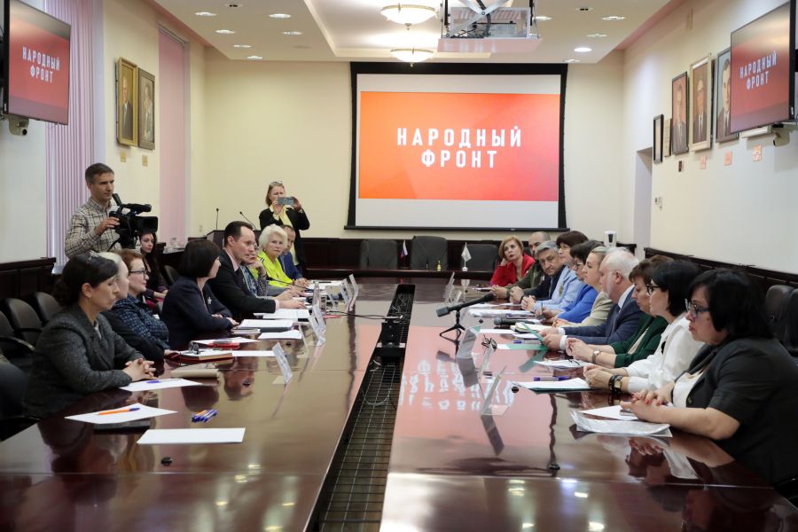 Народный фронт обсудил вопросы организации медицинской помощи детскому населению