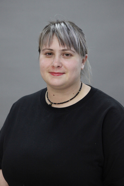 Попова Алина Романовна