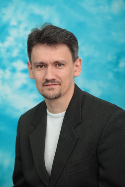 18 апреля 2021 года свой юбилей отмечает профессор кафедры фармакологии и биоинформатики ВолгГМУ Дмитрий Сергеевич Яковлев!