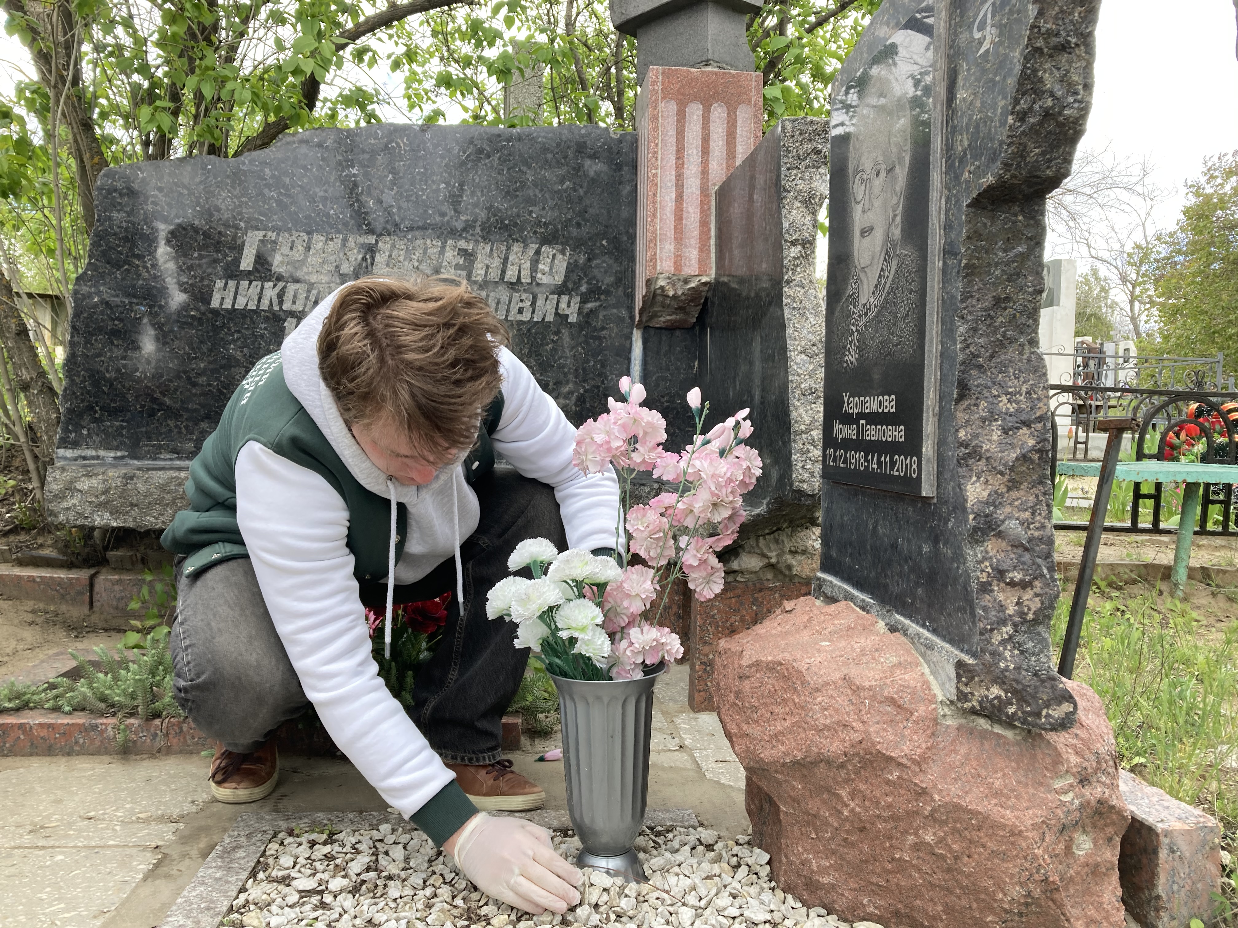 Волонтеры культуры ВолгГМУ почтили память профессора Николая Григоренко