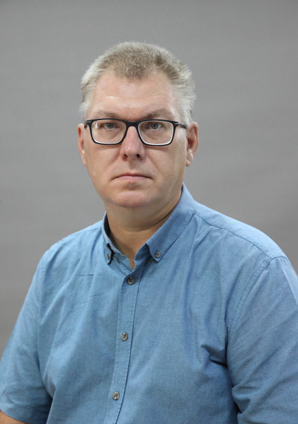 Деревянко Игорь Валентинович