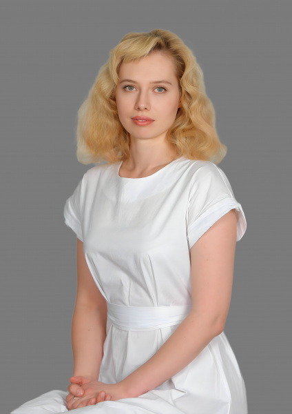 Попова Ангелина Сергеевна