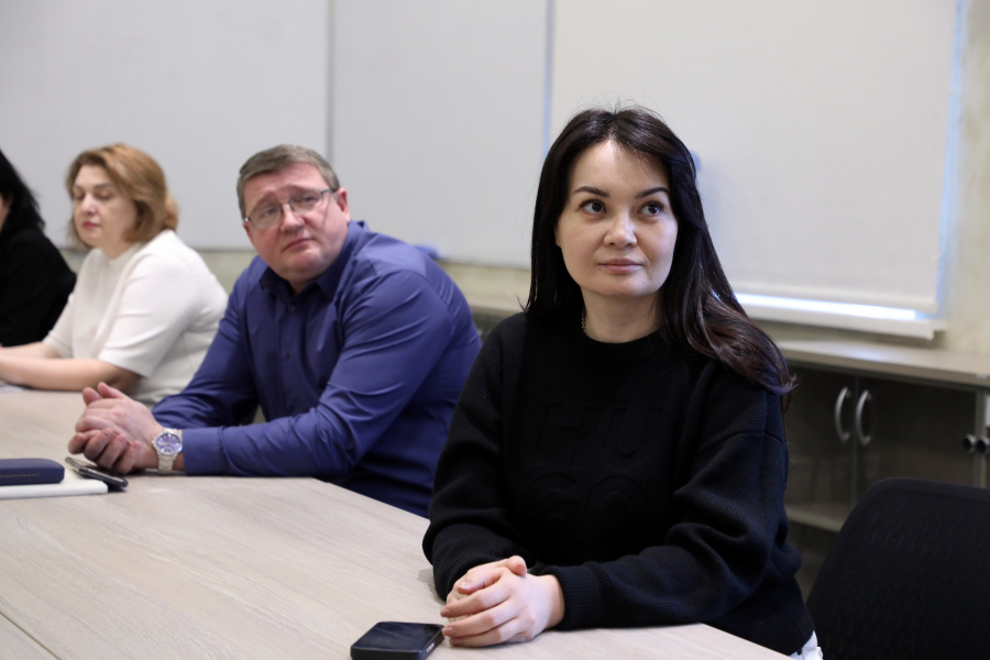 Лидерство в период перемен: чему учат главных врачей