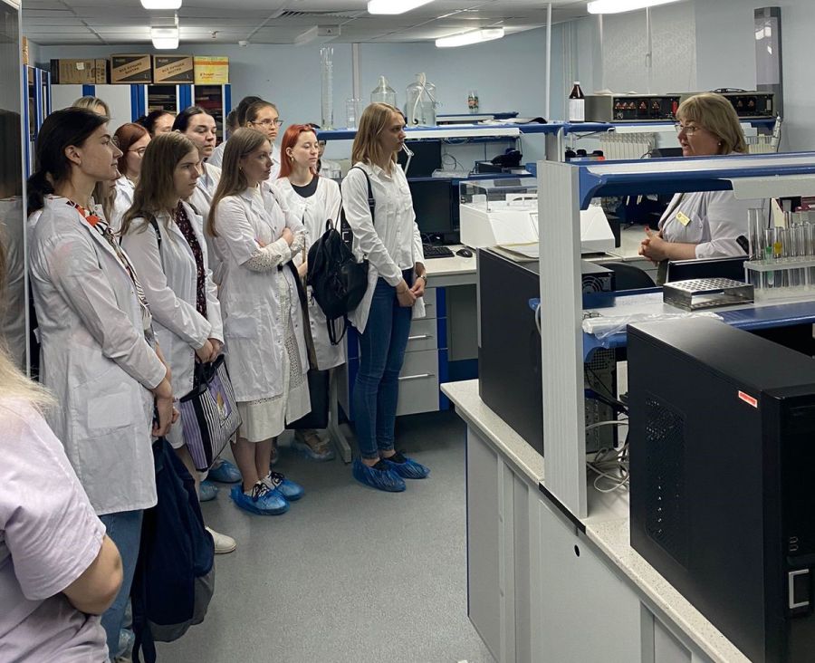 Студенты ВолгГМУ узнали о направлениях работы кафедры фармакологии и биоинформатики в НЦИЛС 
