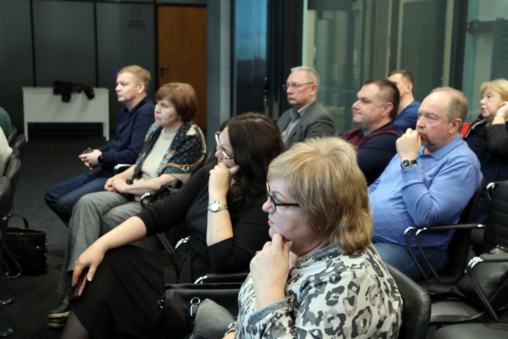 От личного бренда врача до возможностей неотложной помощи: чему учат в Школе главного врача - регион 