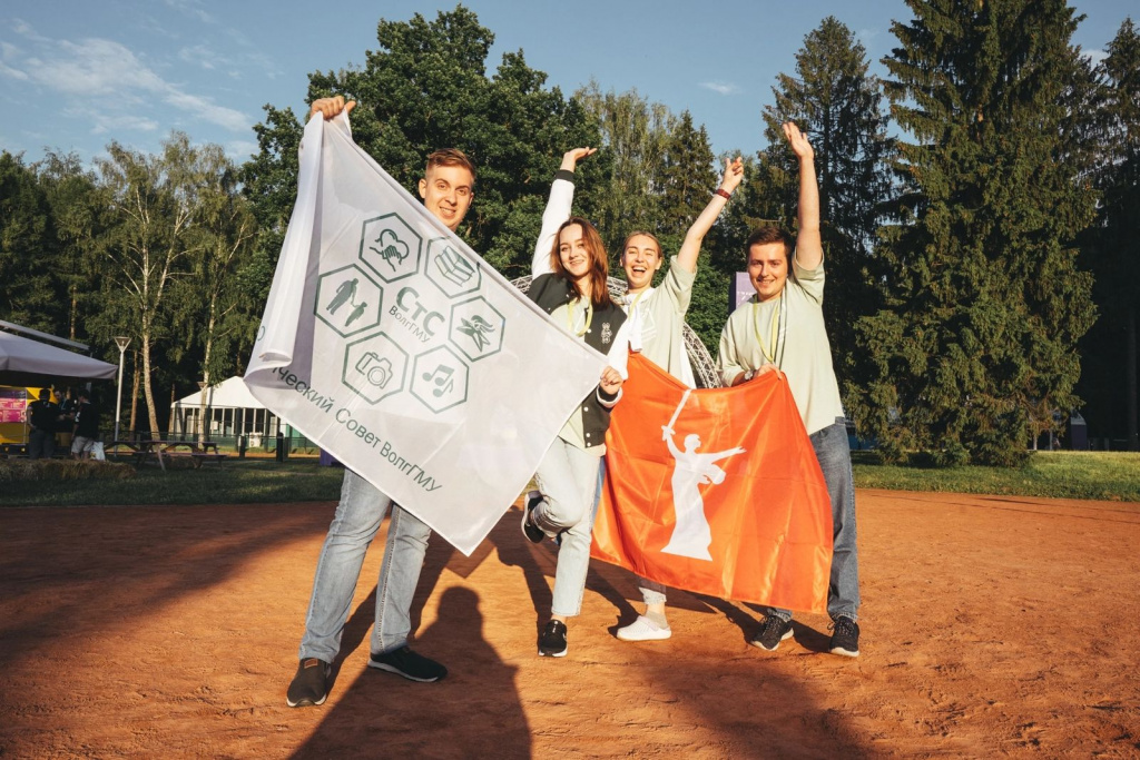 Студенты ВолгГМУ защитили свои проекты на Всероссийском молодёжном образовательном форуме «Территория смыслов»
