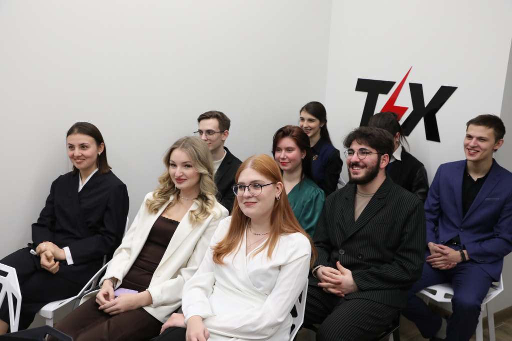 Активисты ВолгГМУ в новом пространстве провели открытый диалог с ректором