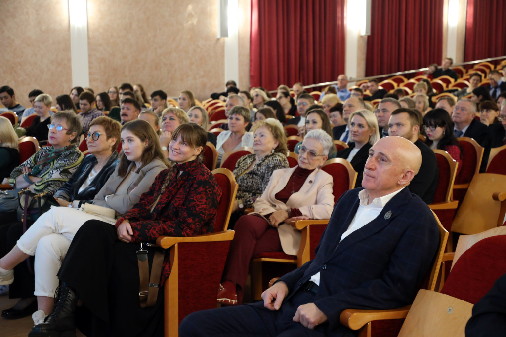 Состоялась юбилейная актовая лекция профессора Александра Воробьева