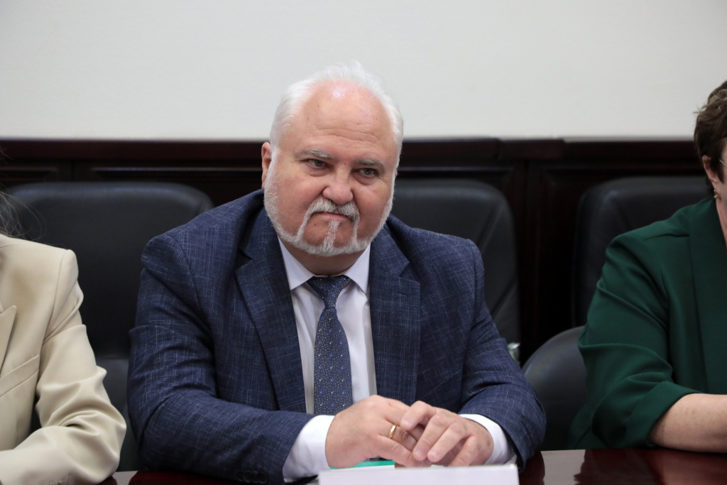 Сергей Дорофеев, главный врач детской поликлиники №1 Волгограда.JPG