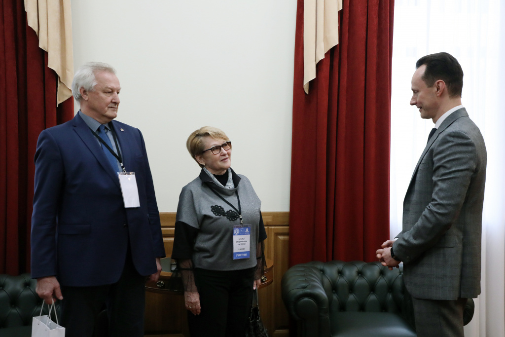  Владимир Шкарин встретился с выпускниками 1982 года