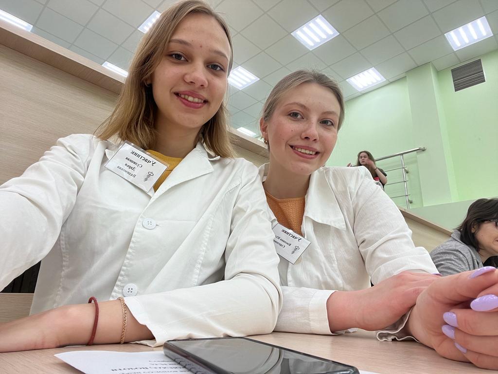 Команда ВолгГМУ заняла 2 место на Всероссийской олимпиаде «Биохимия - основа жизни»