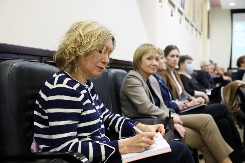 Заведующие кафедрами Волгоградского государственного медицинского университета провели встречу