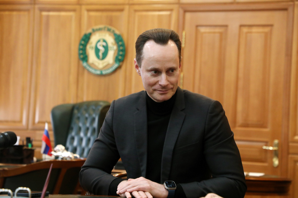 Ректор ВолгГМУ, профессор Владимир Шкарин