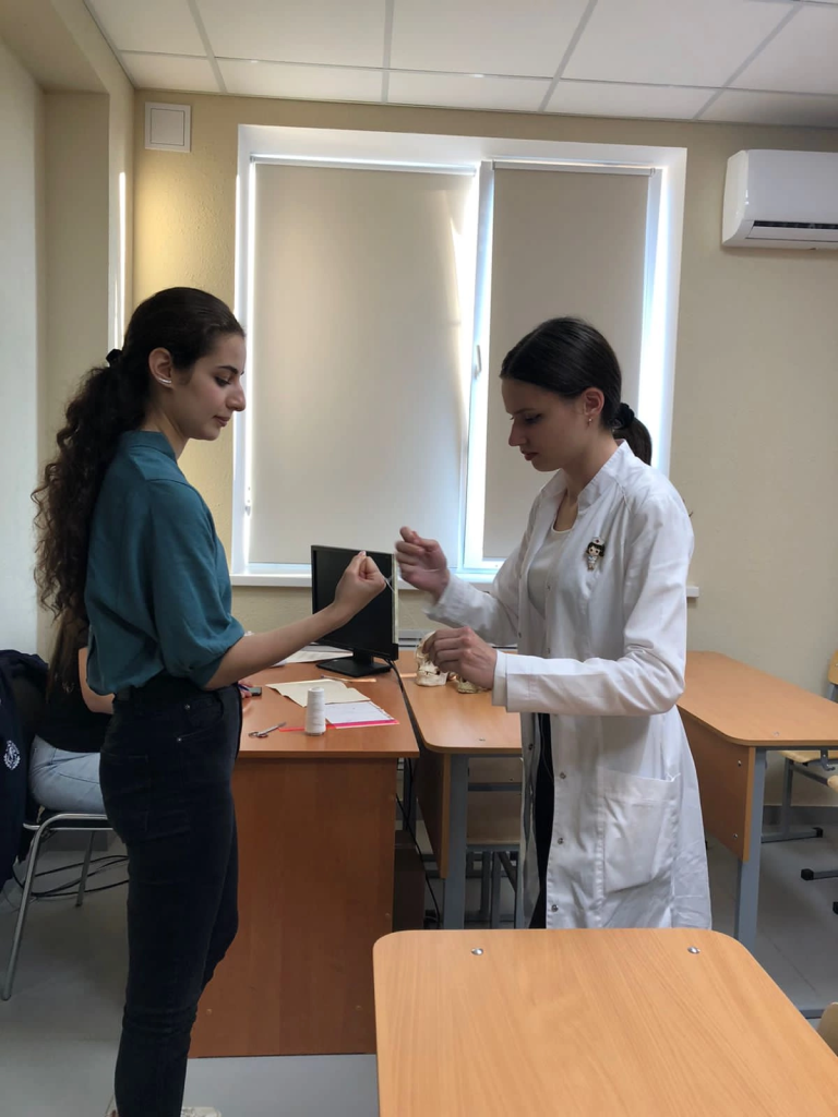 Хирургический клуб ВолгГМУ открыл свои двери перед новыми студентами