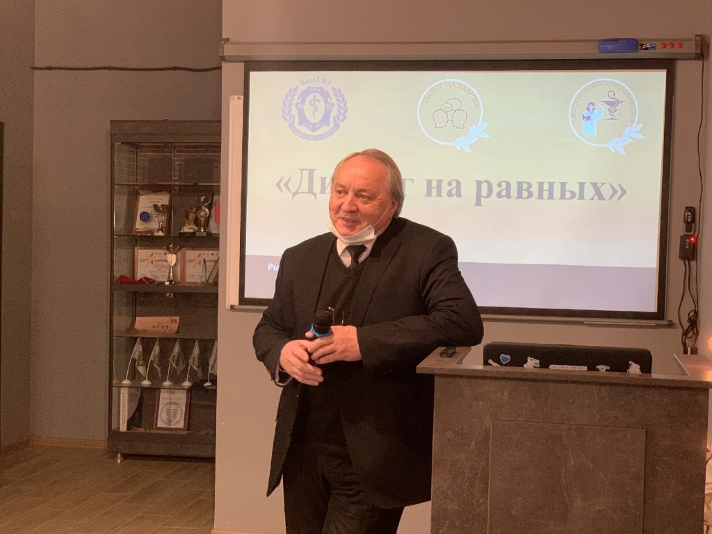 Клуб «Диалог на равных» ВолгГМУ подводит итоги проведенной за учебный год работы