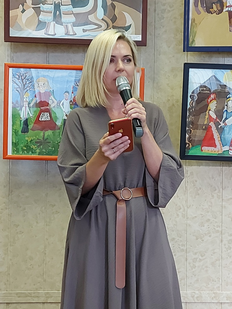 Поэты «Златоуста» выступили на «Поэтическом звездопаде» в библиотеке имени Маргариты Агашиной
