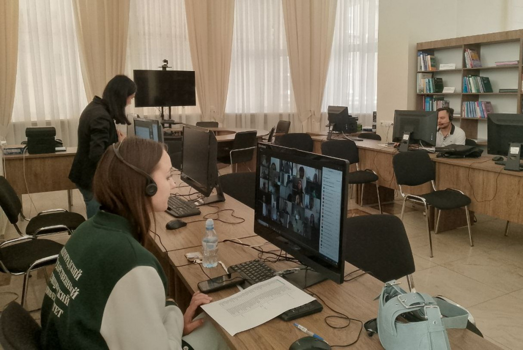 В ВолгГМУ проходят вступительные испытания