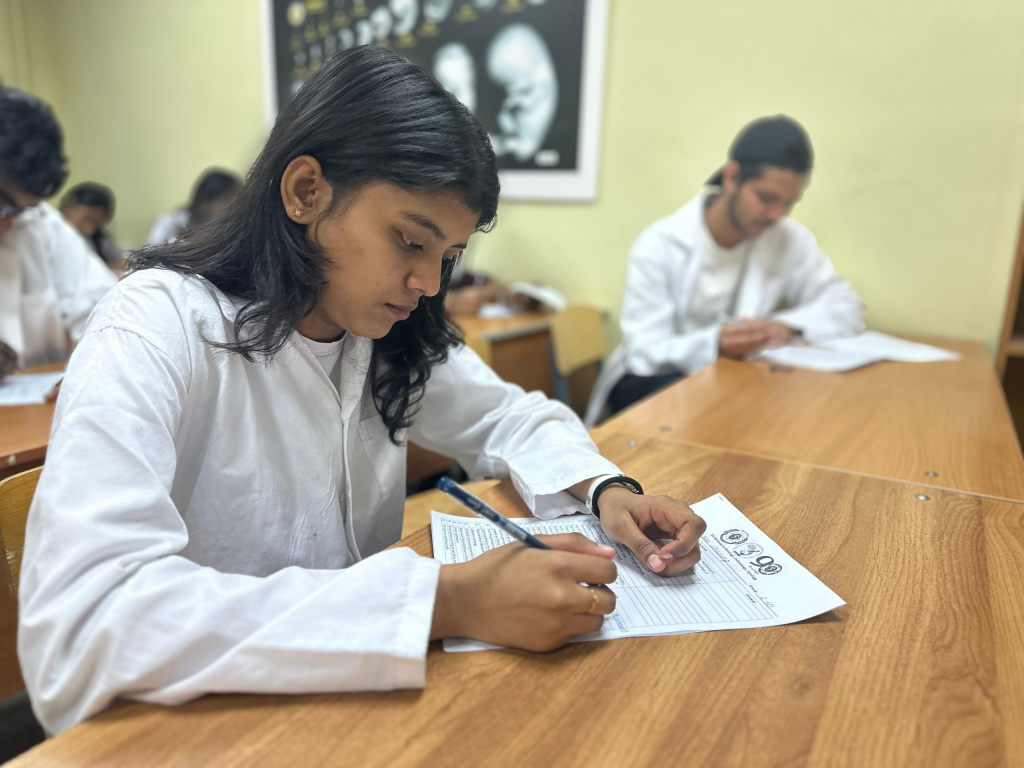 Иностранные студенты стремятся к знаниям