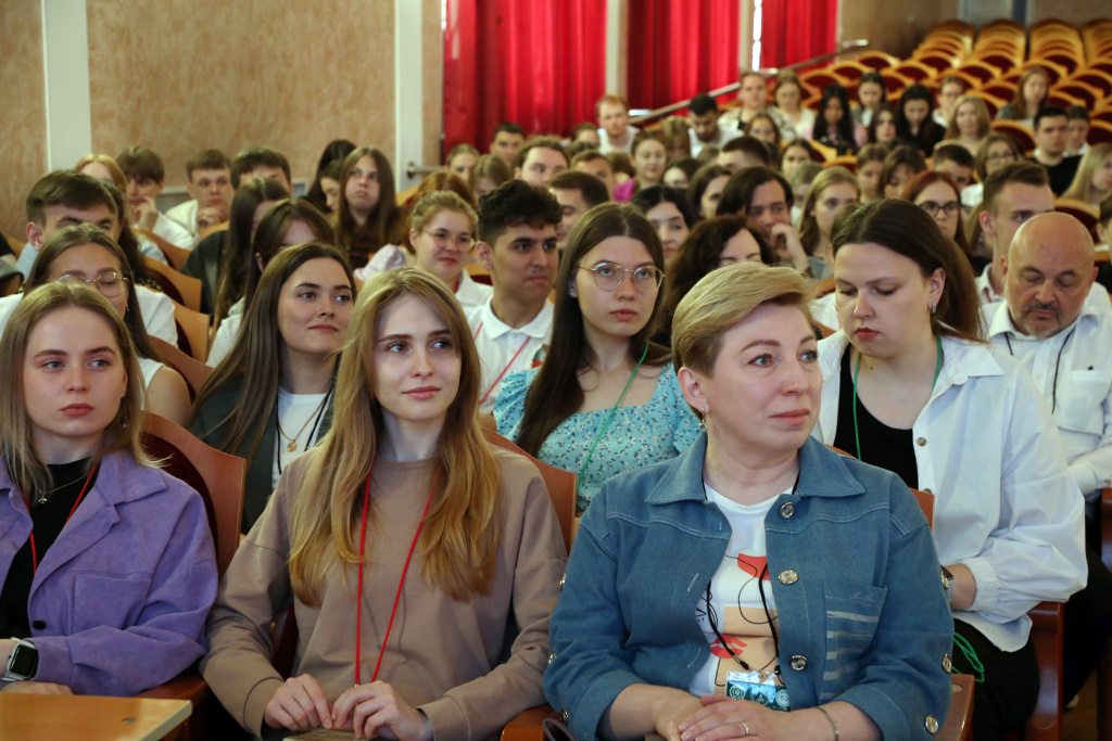 «Микроскопический батл» и «МикроКВИЗ»: в ВолгГМУ начала свою работу Всероссийская олимпиада им. З.В. Ермольевой. 