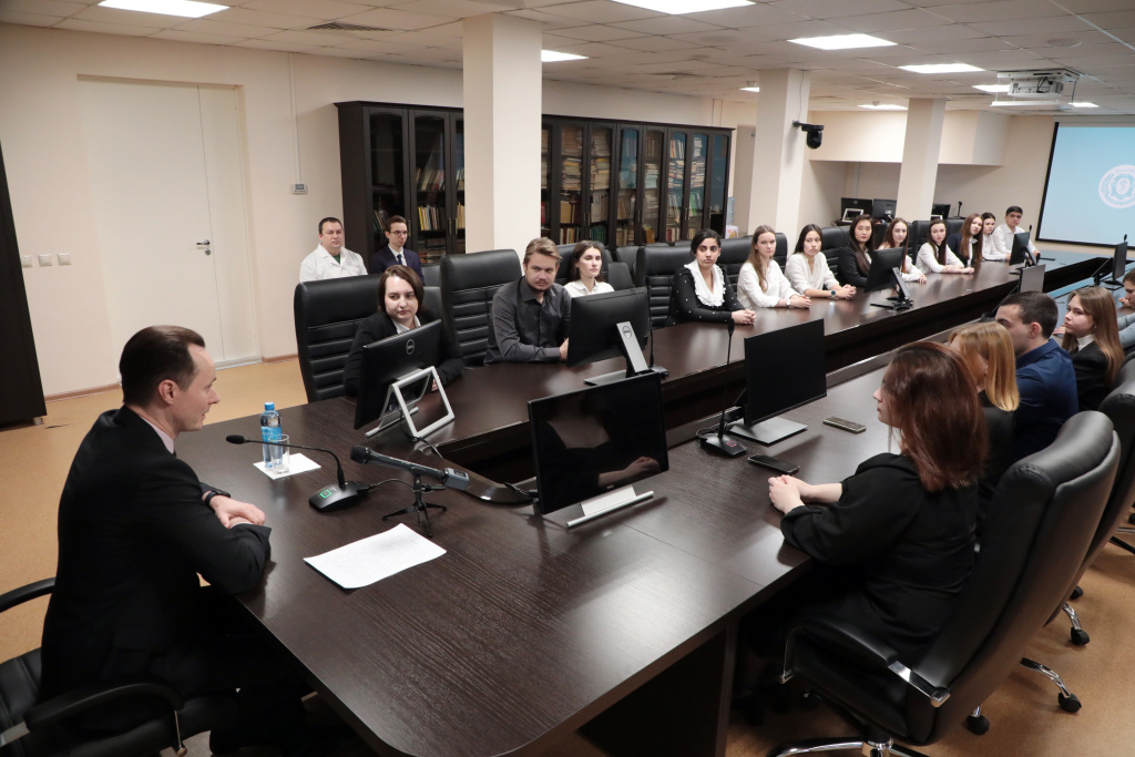 Студентов ВолгГМУ наградили за достижения в научно-исследовательской деятельности