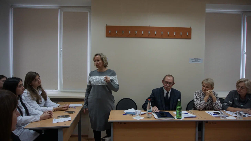 Студенты ВолгГМУ обсудили взгляды Николая Семашко на развитие физической культуры