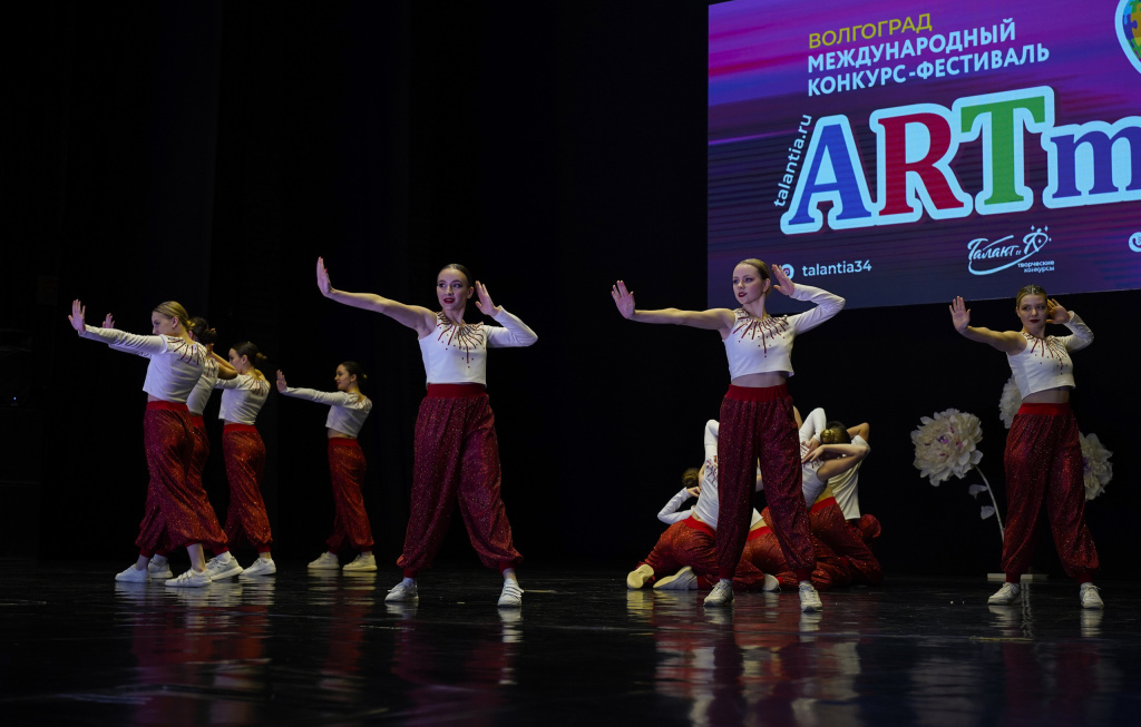 Студенты ВолгГМУ стали лауреатами 1 степени Международного конкурса-фестиваля «ARTmix-2023»
