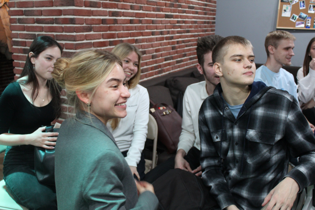 Студенты фармацевтического факультета отличились знаниями фармакологии и основ лекарственного взаимодействия