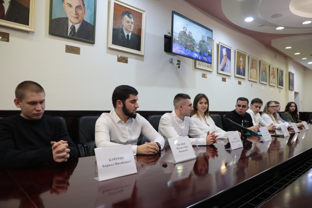 Старшекурсники ВолгГМУ приняли участие в гуманитарной миссии 