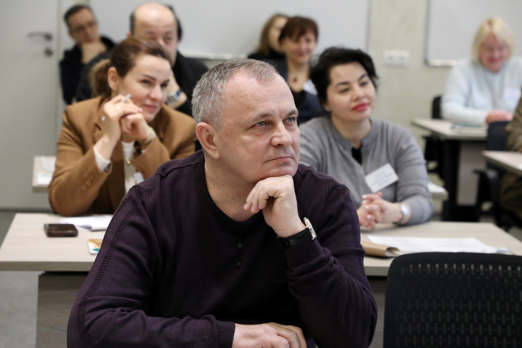 радиционно образовательную программу повышения квалификации «Школа главного врача - регион» открыл ректор, заведующий кафедрой общественного здоровья и здравоохранения Института непрерывного медицинского и фармацевтического образования ВолгГМУ, доктор медицинских наук, профессор Владимир Шкарин