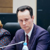Владимир Шкарин, депутат  Волгоградской областной Думы, заместитель председателя комитета Волгоградской областной Думы по охране здоровья, ректор ВолгГМУ на заседании в Облдуме