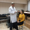 Заведующий кафедрой, профессор, д.м.н. Дмитриенко С.В. проводит семинарские занятия с клиническими ординаторами.